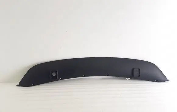 Tailgate/trunk spoiler