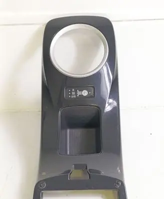 Nissan Leaf I (ZE0) Gear shifter surround trim plastic 969ZW3NL0A
