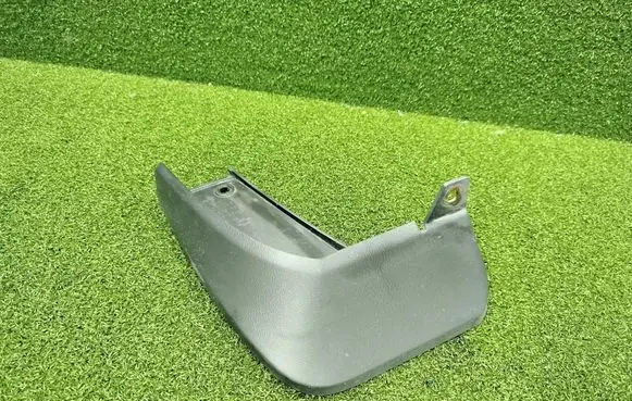 Renault Koleos II Rear mudguard 8201665626