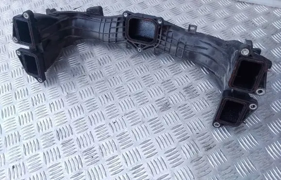 Subaru Outback Intake manifold
