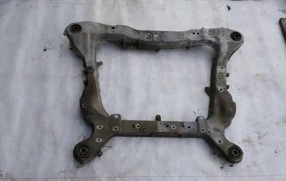 Volvo V60 Front subframe 31429445 31277162
