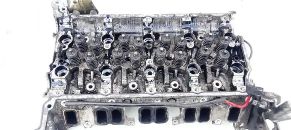 Ford Mondeo Mk III Engine head 