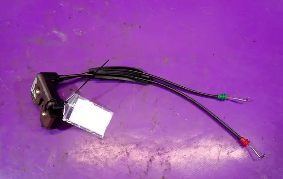 Ford Fiesta Tailgate/trunk/boot lock/catch/latch