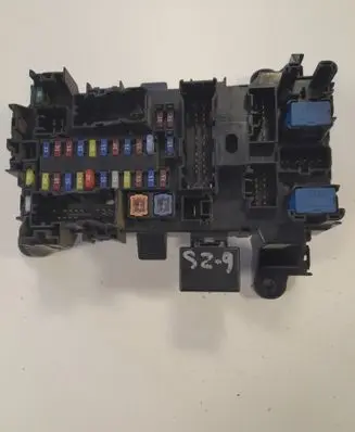 Suzuki Grand Vitara II Fuse module