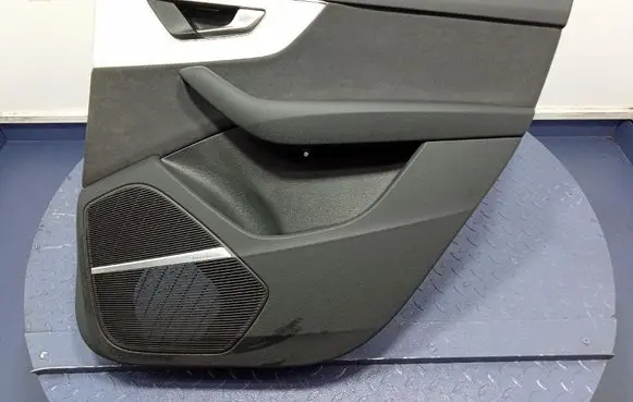 Audi Q7 4L Door card panel trim set 4M0867306N