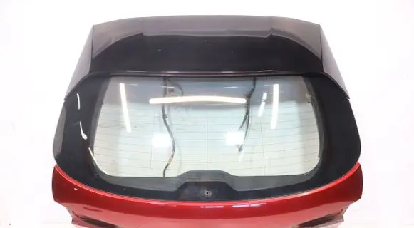 Mazda 3 Truck tailgate 