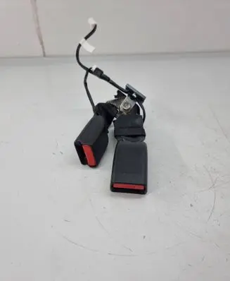 Nissan Ariya Rear seatbelt buckle 