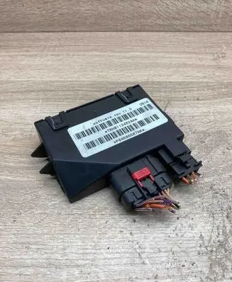 Chrysler Voyager Sliding door control unit/module P04686687AK TRH0112454A