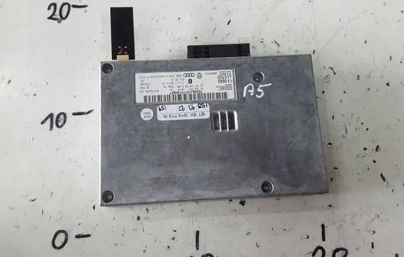 Audi A5 8T 8F Bluetooth control unit module 