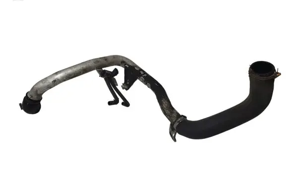Volvo V40 Air intake hose/pipe AV615L200AB