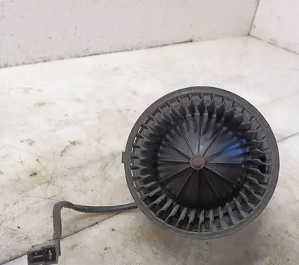 Volkswagen PASSAT B3 Heater fan/blower 3137020022 357819021