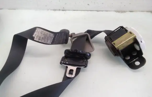 Chrysler Voyager Front seatbelt