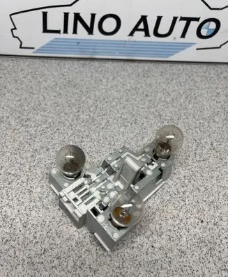 BMW 3 E46 Tail light bulb cover holder 8368761