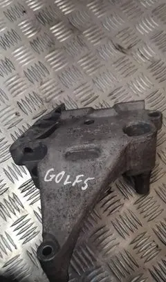 Volkswagen Golf V Engine mounting bracket 03g199207a