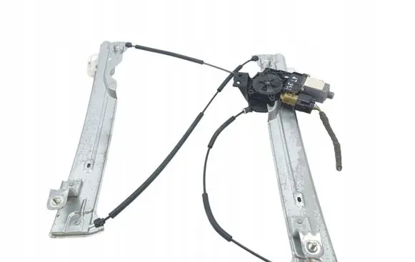 Ford Kuga II Front window lifting mechanism without motor 