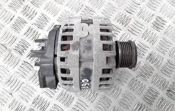 Nissan Qashqai Generator/alternator 231004EA0AF 231004EA0A