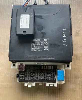 Suzuki Ignis Engine control unit/module 3678575RB0 10R040592 116RAI000387