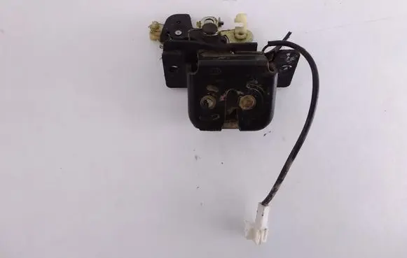 KIA Sorento Tailgate/trunk/boot lock/catch/latch