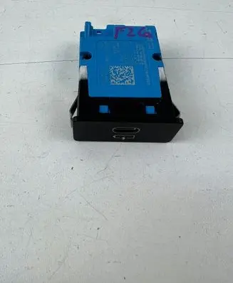 BMW X4 F26 USB socket connector 