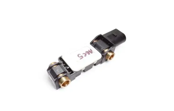 Audi A6 S6 C5 4B Airbag deployment crash/impact sensor 8E0959643E