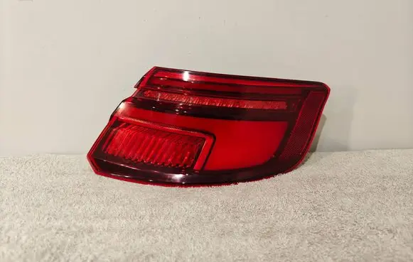 Audi A3 S3 8V Rear/tail lights 8V4945092B AU373PA 2SD01283602