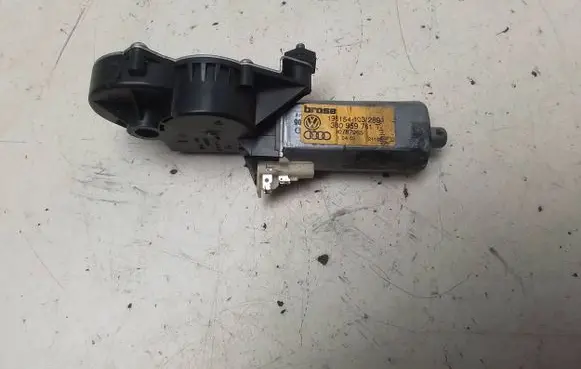 Volkswagen PASSAT B5.5 Seat adjustment motor 3B0959761T 198154103