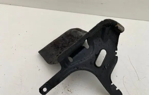 Volvo V40 Other engine part 