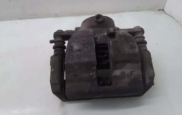 Mercedes-Benz B W245 Front brake caliper