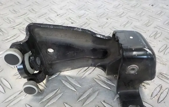Mercedes-Benz Vito Viano W447 Sliding door upper roller guide/hinge A4477600247