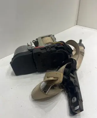 Mercedes-Benz S W221 Front seatbelt E1040668 A2218605285