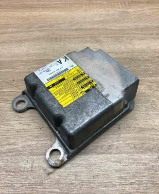 Toyota Avensis T270 Airbag control unit/module 219122103 8917005250
