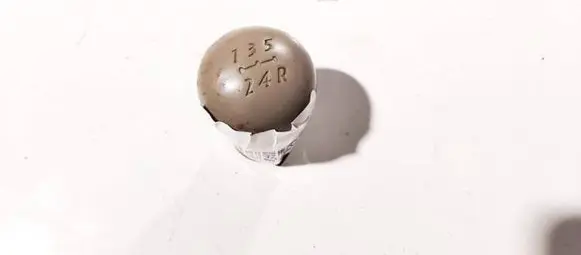Mitsubishi Grandis Gear lever shifter trim leather/knob 