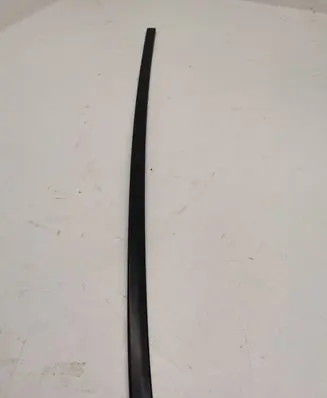 Porsche Macan (95B) Rear door trim (molding) 95B853908