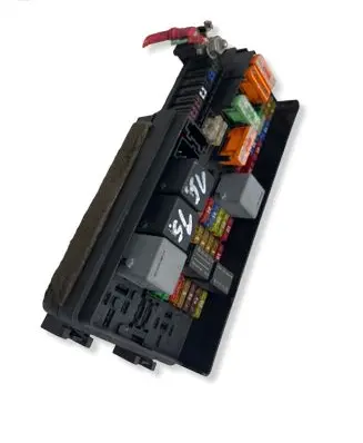 Mercedes-Benz ML W164 Fuse module A1645400272