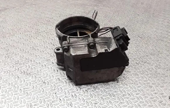 Volkswagen PASSAT B6 Throttle valve 03G128063C
