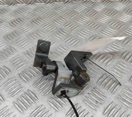 Audi A4 S4 B9 8W Rear door hinge set 8W0833403A
