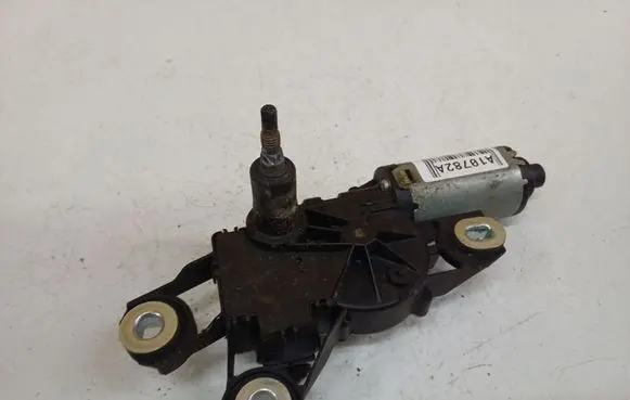 Seat Toledo III (5P) Rear window wiper motor 53033812