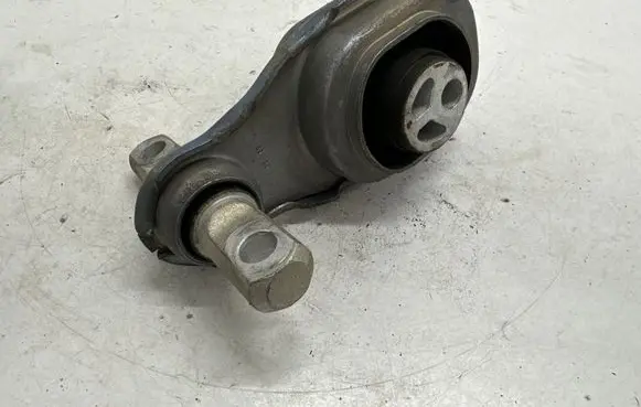 Mercedes-Benz A W177 Engine mount bracket A2472400600