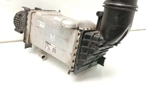 Volkswagen Golf VII Intercooler radiator 04E145785E 05E129051D 04E906051J