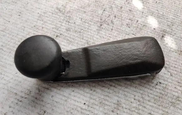 Mercedes-Benz E W124 Front door interior handle 2017680136