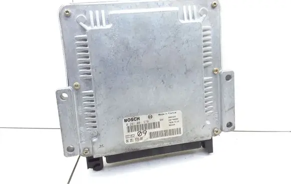 Peugeot 406 Engine control unit/module 9635157280 0281001978