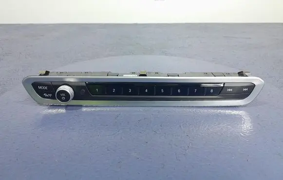 BMW X5 E53 Head unit multimedia control 5A47C31