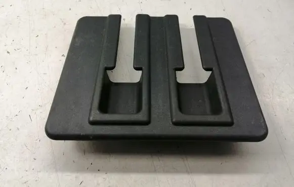 Toyota Verso Rear seat rail trim cover 721570F040B0 721570F040