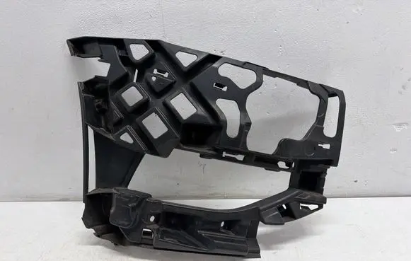 Volkswagen Golf VII Front bumper mounting bracket 5G0807724F