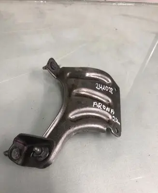 Seat Arona Muffler mount bracket/holder 5q0253461b