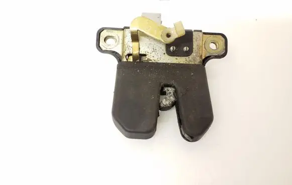 Audi A3 S3 8L Tailgate/trunk/boot lock/catch/latch 827505