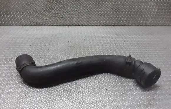 Volkswagen Golf IV Engine coolant pipe/hose