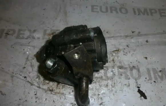 Rover 214 - 216 - 220 Power steering pump QVB100690