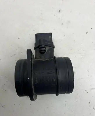 Volkswagen Polo IV 9N3 Mass air flow meter 0281002531 038906461B