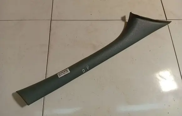 Renault Scenic I (C) pillar trim 7700835102